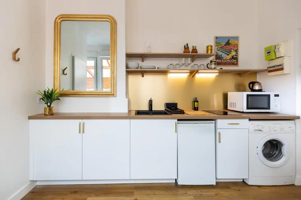 Le 17 Madeleine Appartement Besançon Buitenkant foto