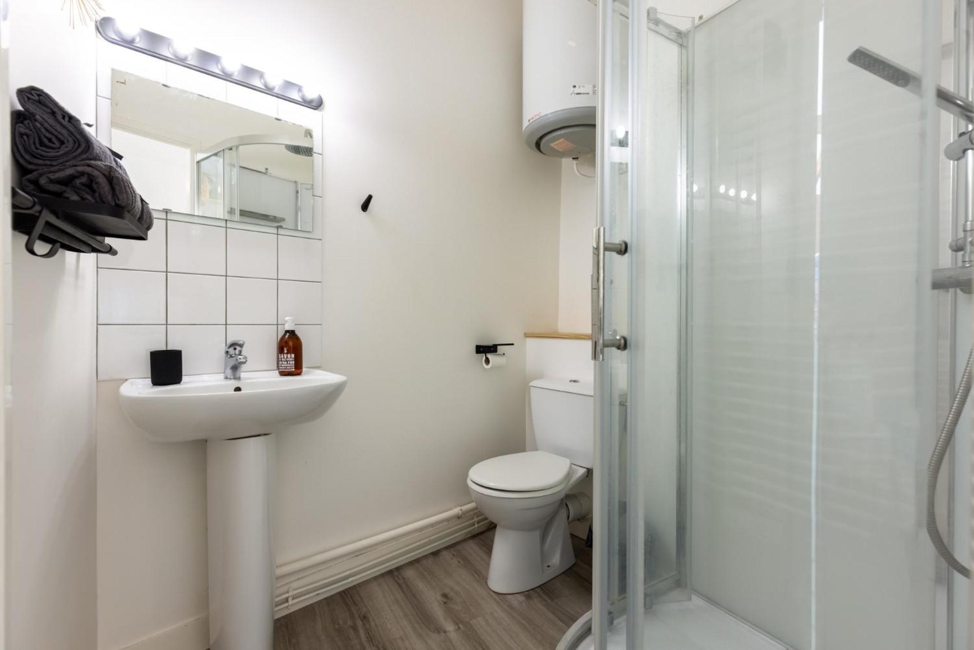 Le 17 Madeleine Appartement Besançon Buitenkant foto